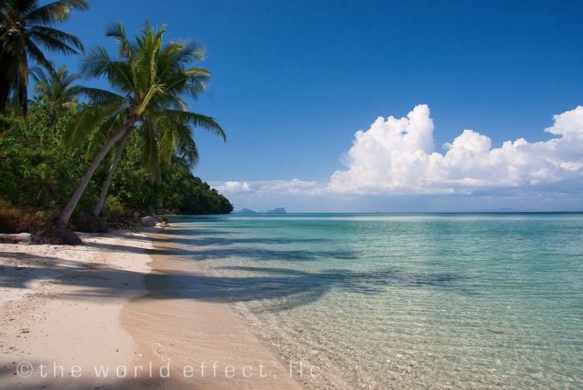 The Mesmerizing Waters of Ko Ngai, Thailand | World Effect Blog